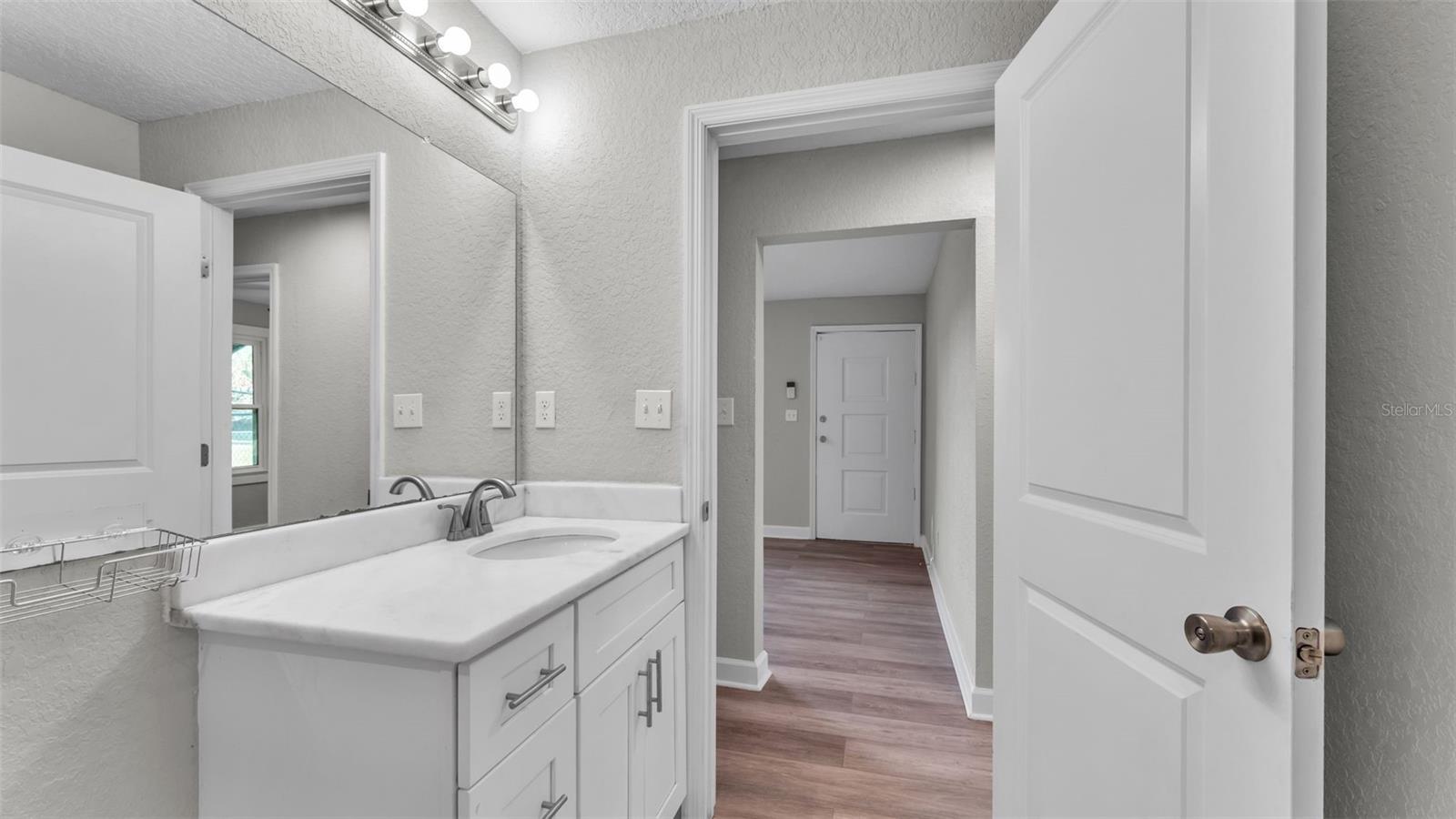 Image 26 of 33 For 1317 Belmar Street