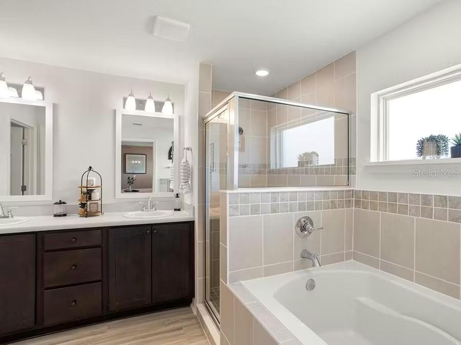 Image 10 of 12 For 1075 Forest Lake Drive