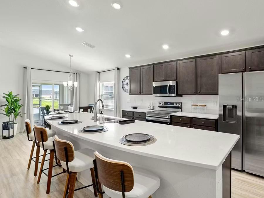 Image 4 of 12 For 1075 Forest Lake Drive