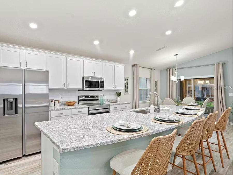 Image 5 of 12 For 1075 Forest Lake Drive