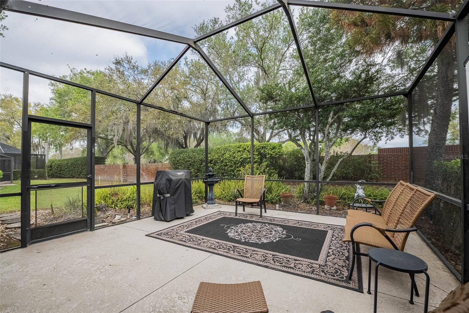 Image 3 of 50 For 3140 Stonewater Drive 3140