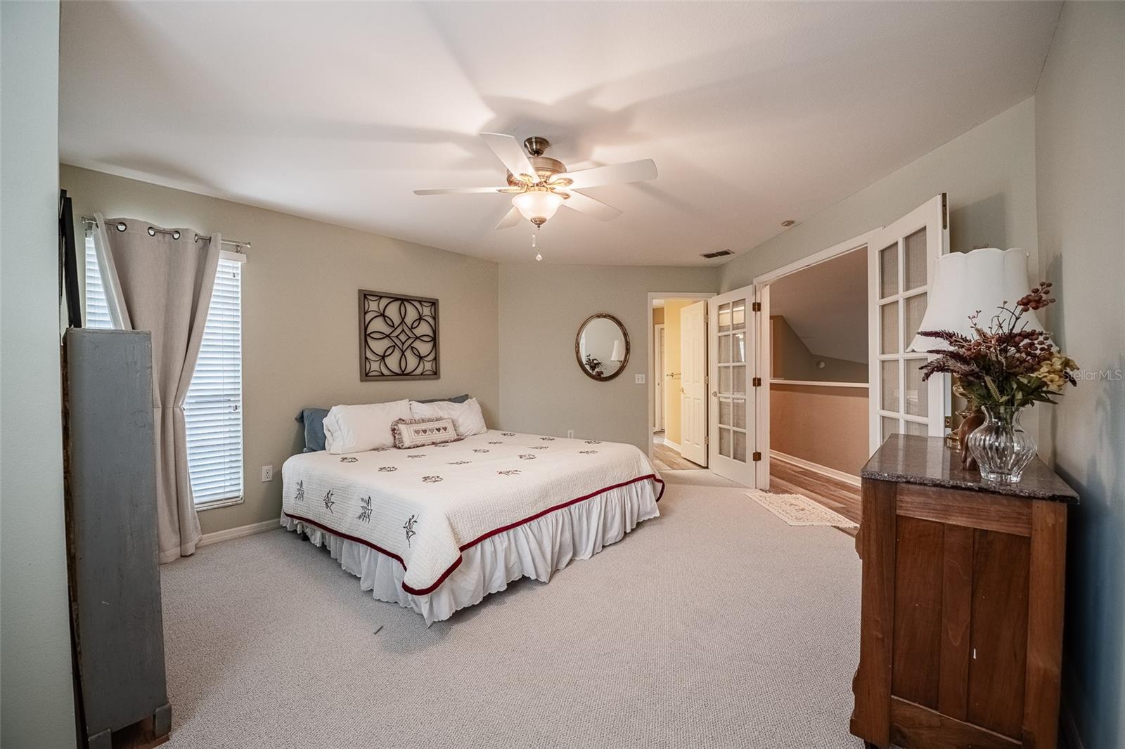 Image 31 of 50 For 3140 Stonewater Drive 3140