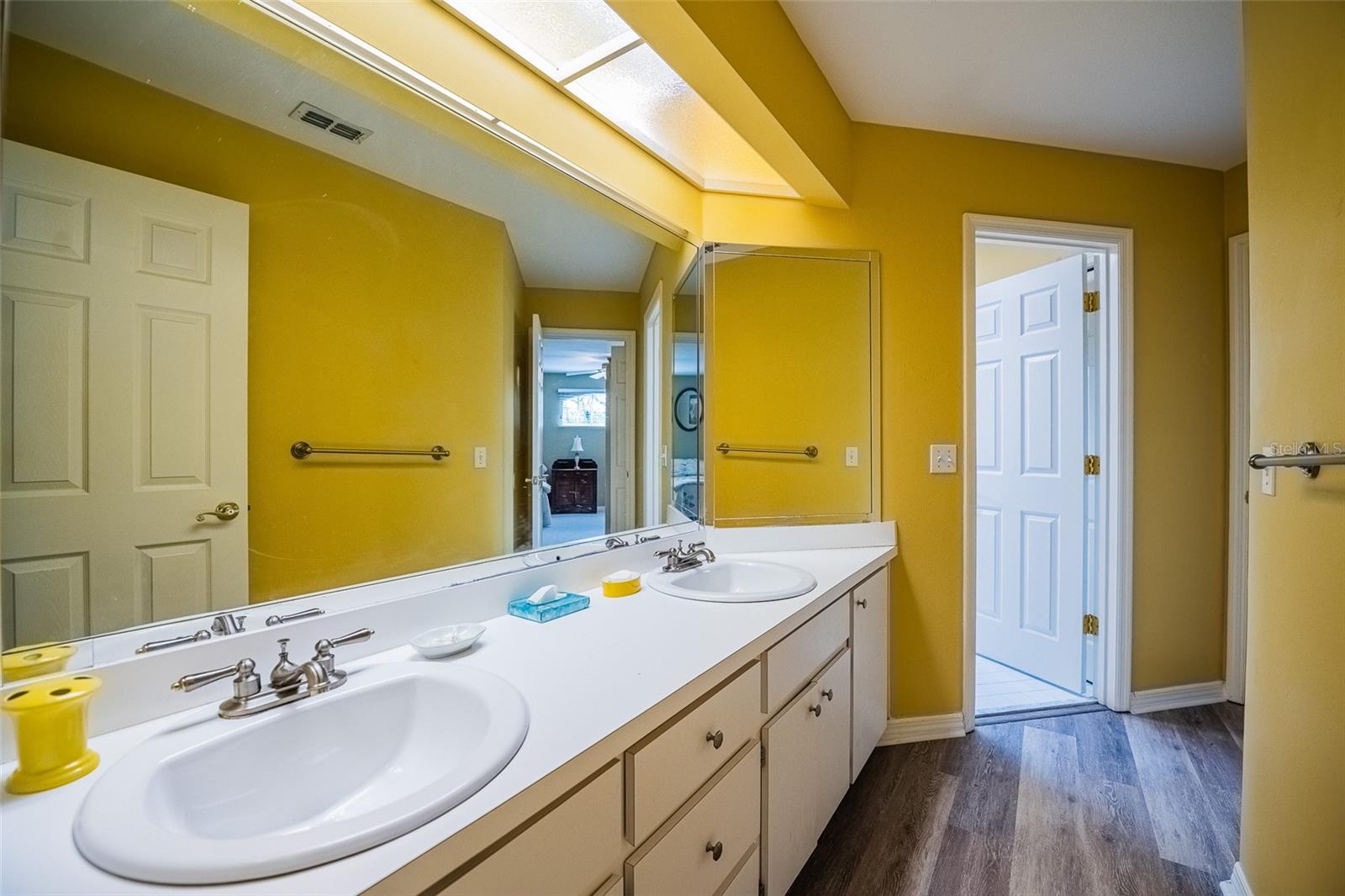 Image 37 of 50 For 3140 Stonewater Drive 3140