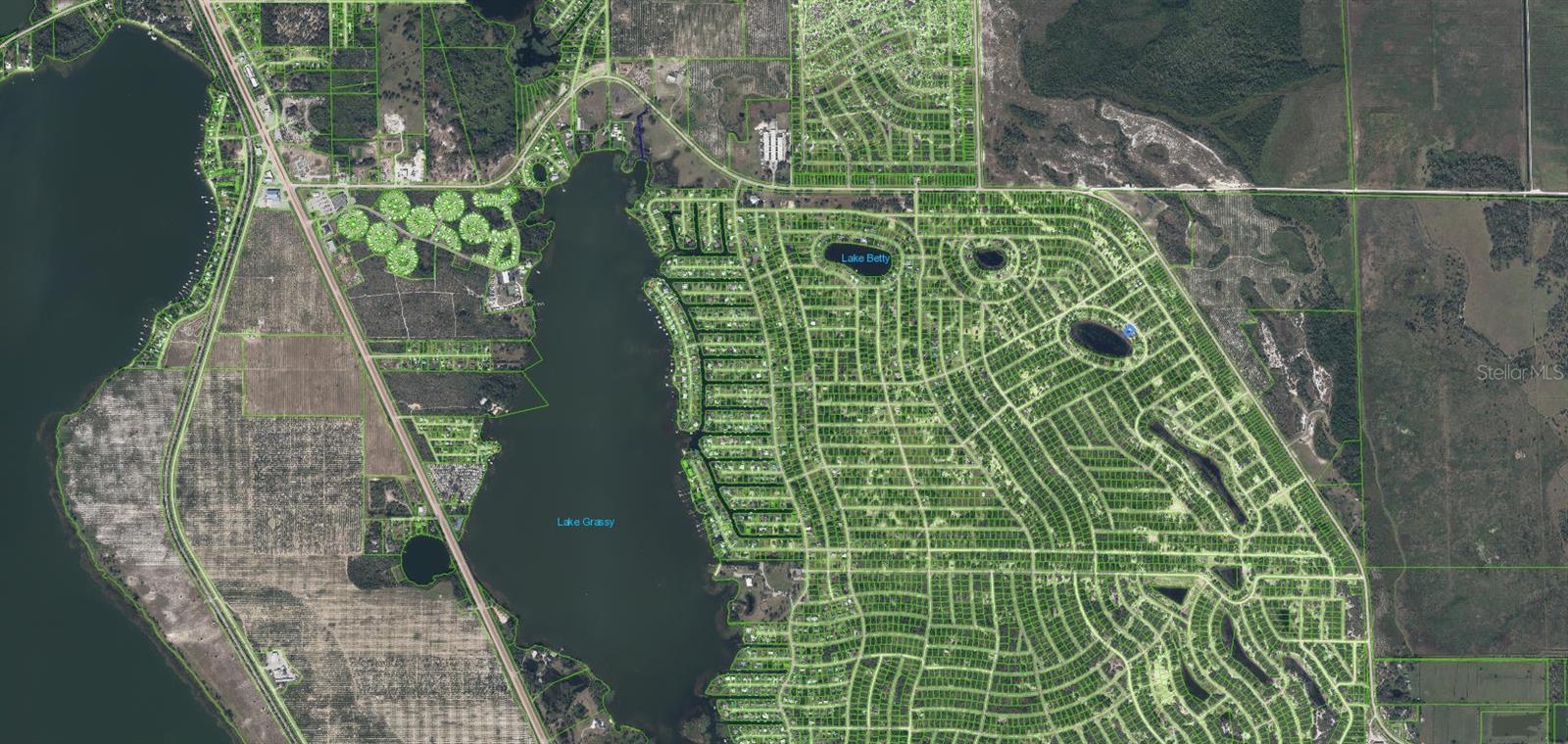 Image 4 of 4 For 454 Lake Gloria Drive