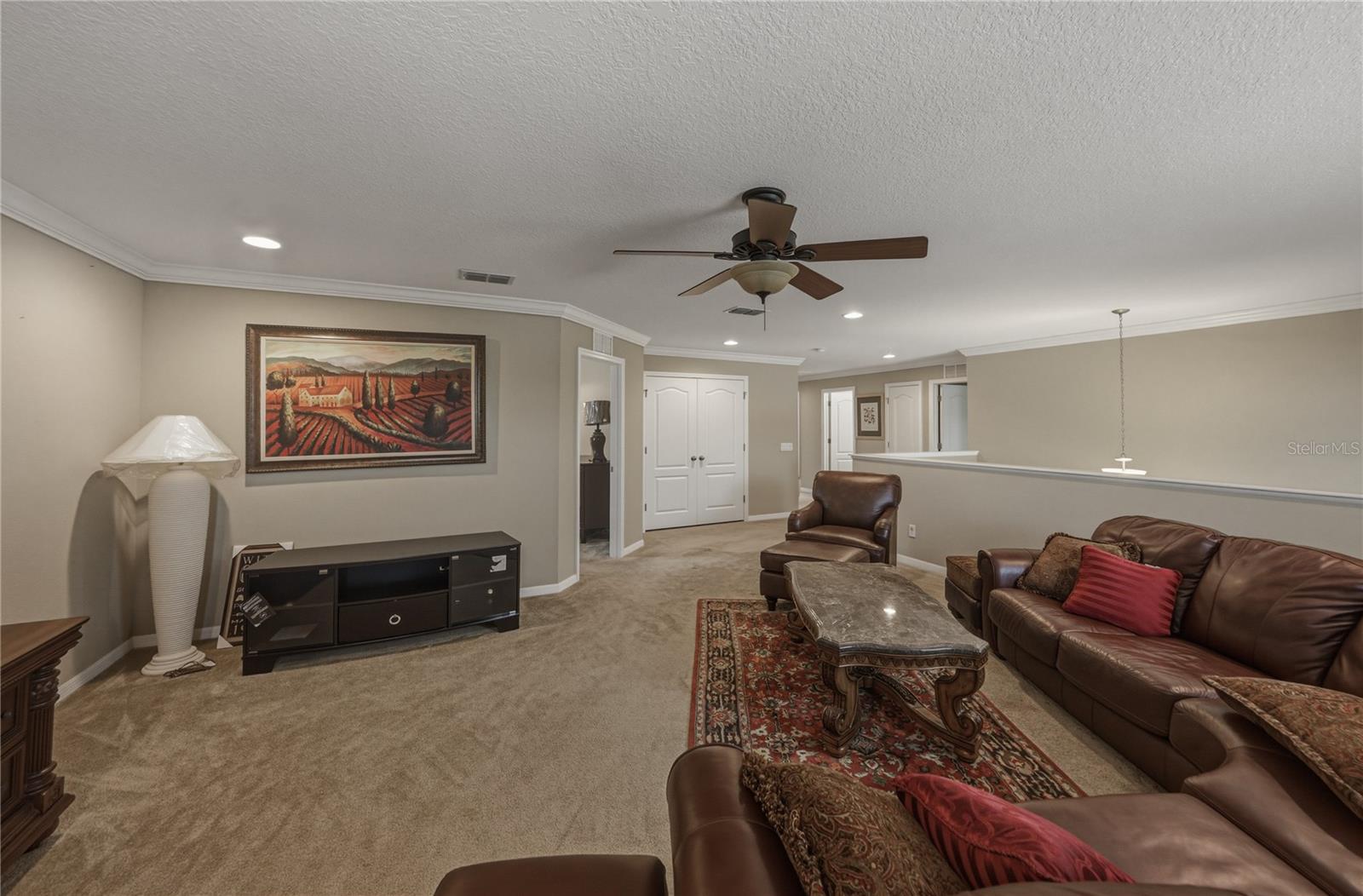 Image 18 of 47 For 10661 Pictorial Park Drive