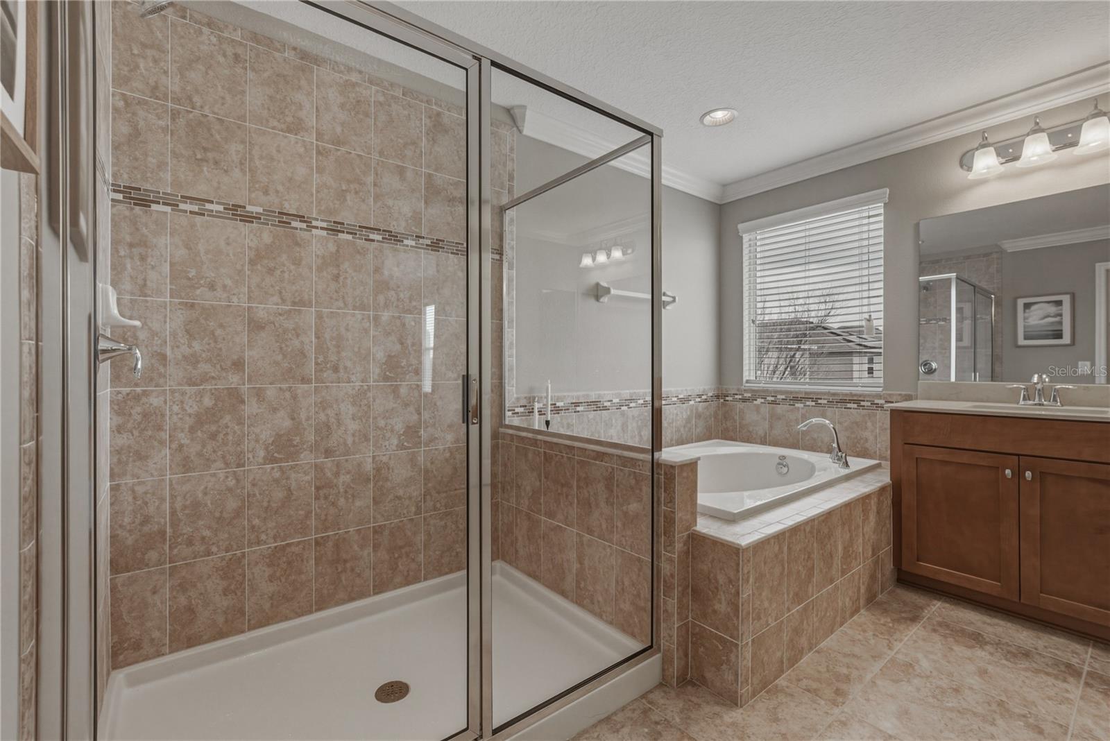 Image 26 of 47 For 10661 Pictorial Park Drive