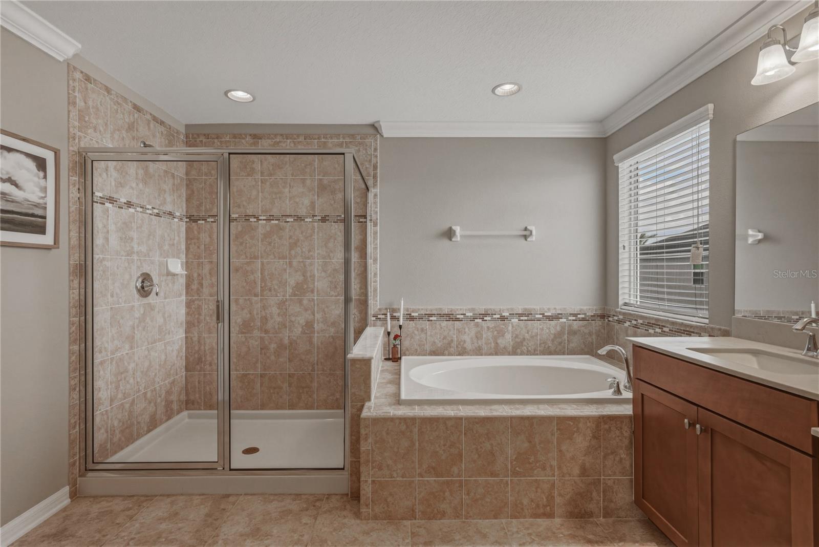 Image 28 of 47 For 10661 Pictorial Park Drive