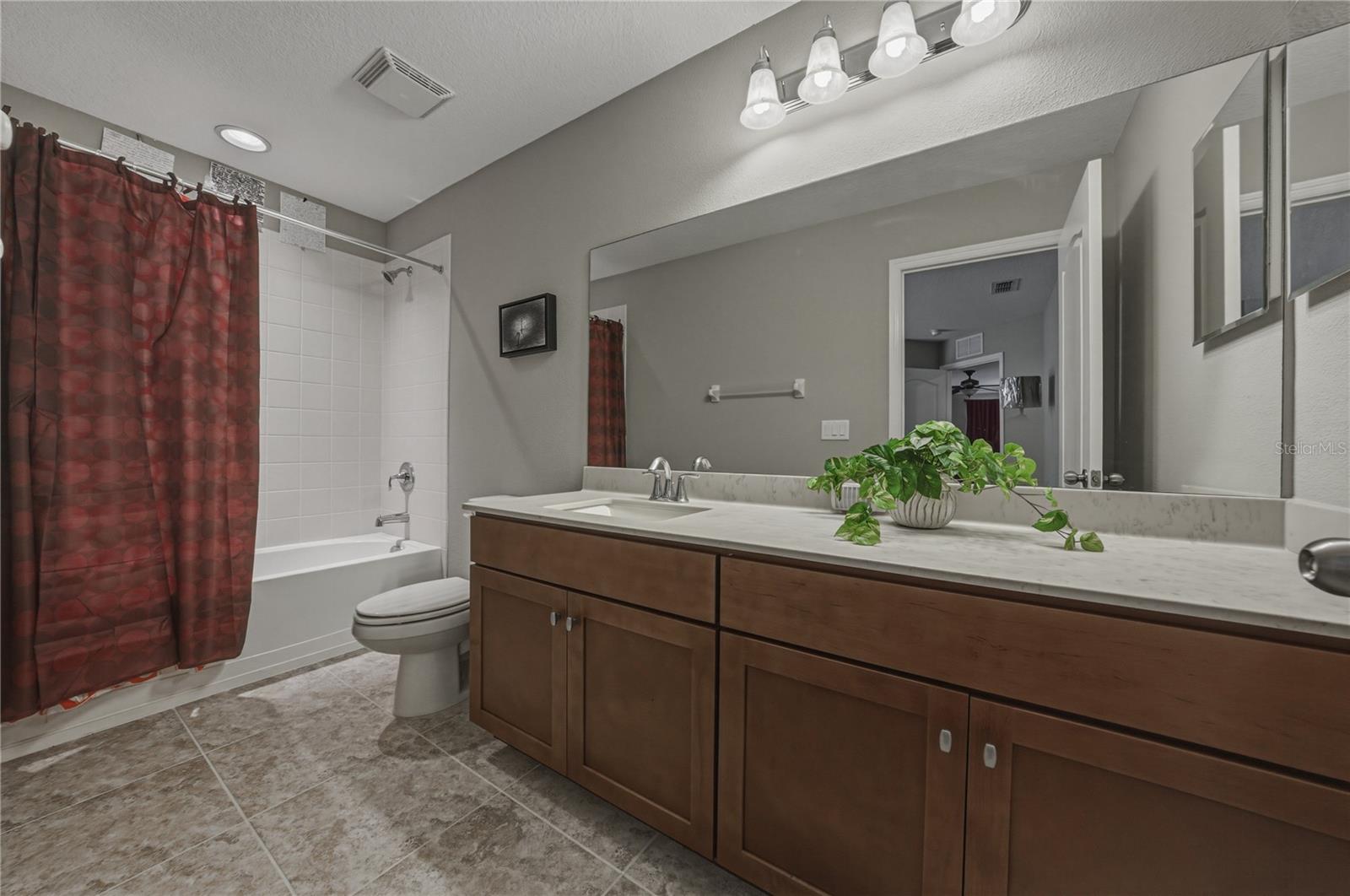 Image 32 of 47 For 10661 Pictorial Park Drive