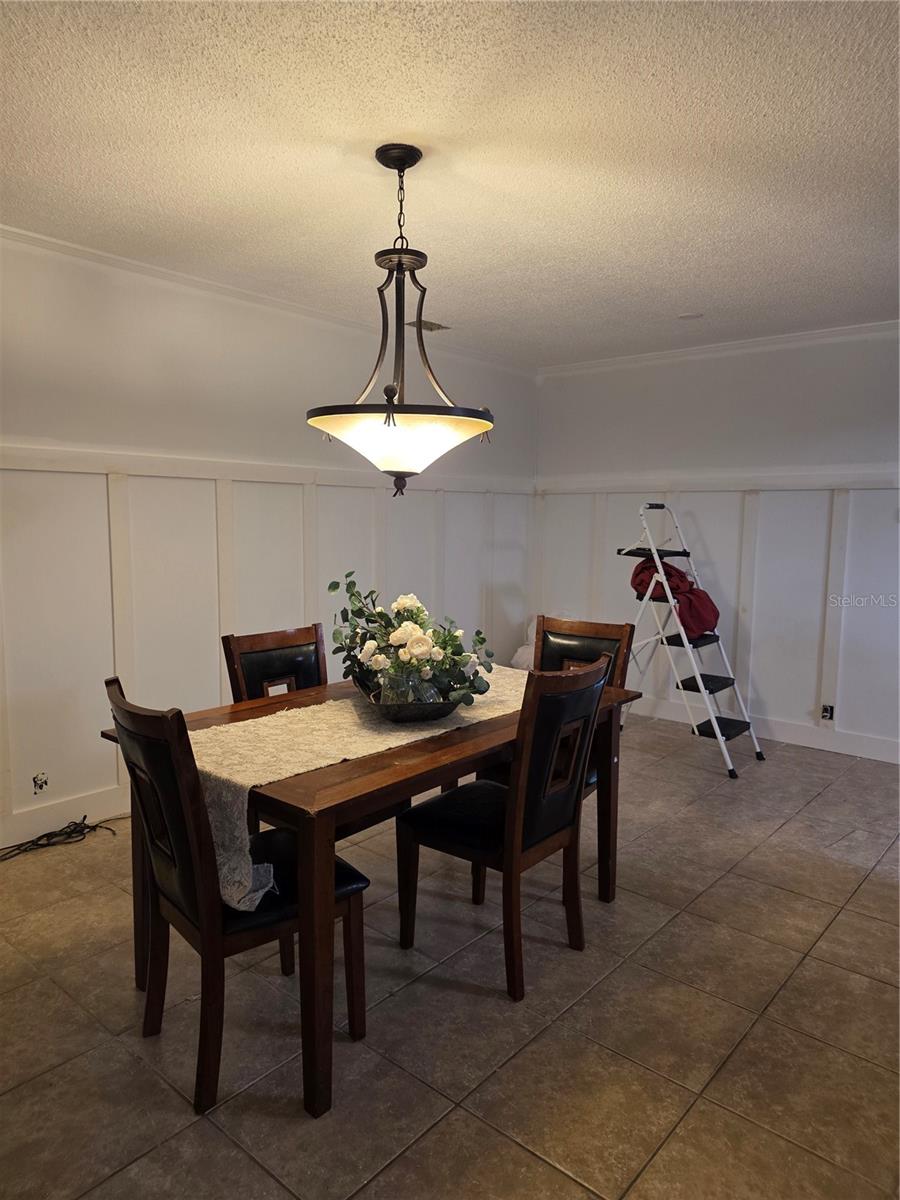 Listing photo id 25 for 1007 Yarnell Avenue