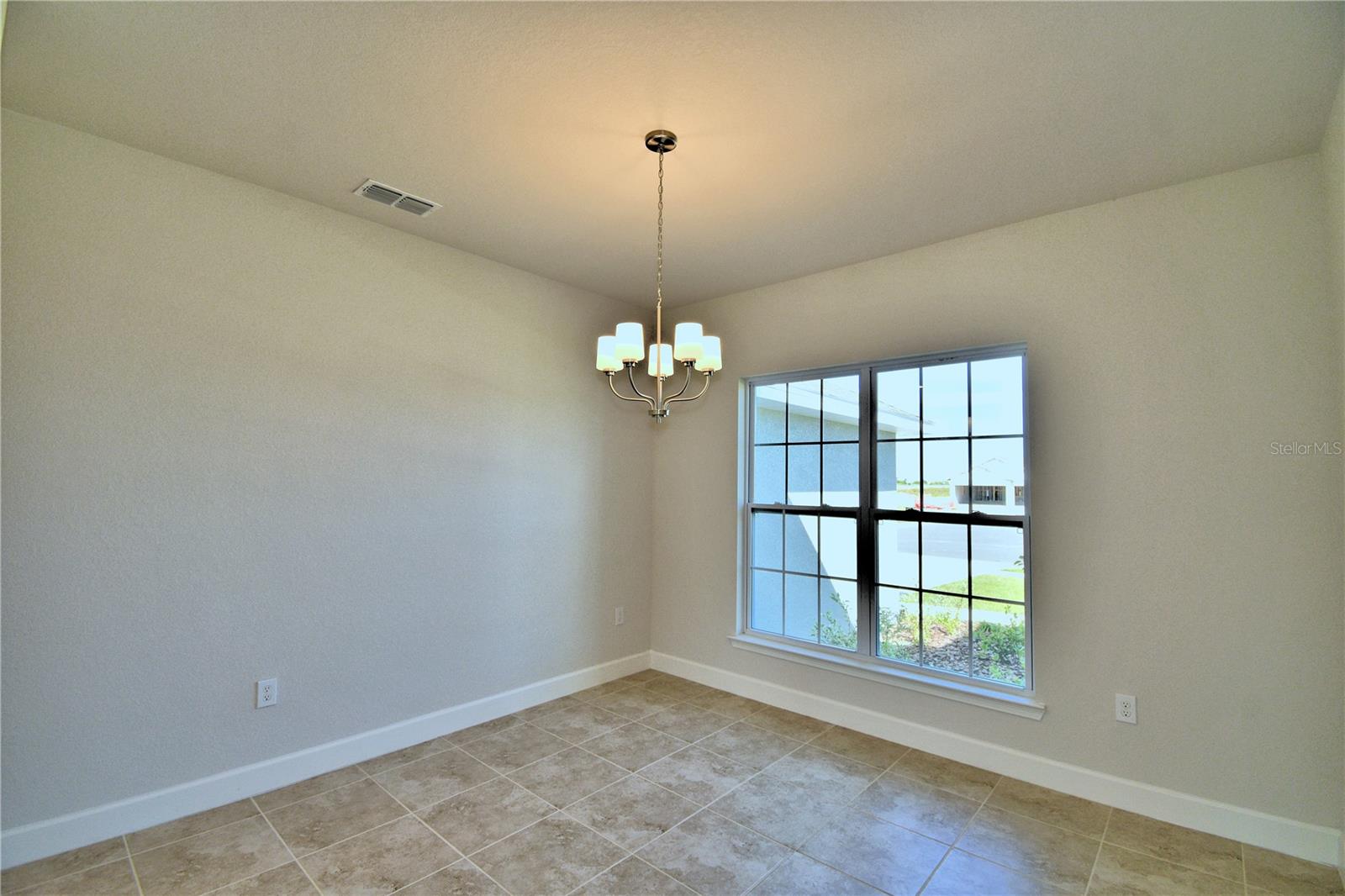 Image 6 of 50 For 4425 Juneberry Drive