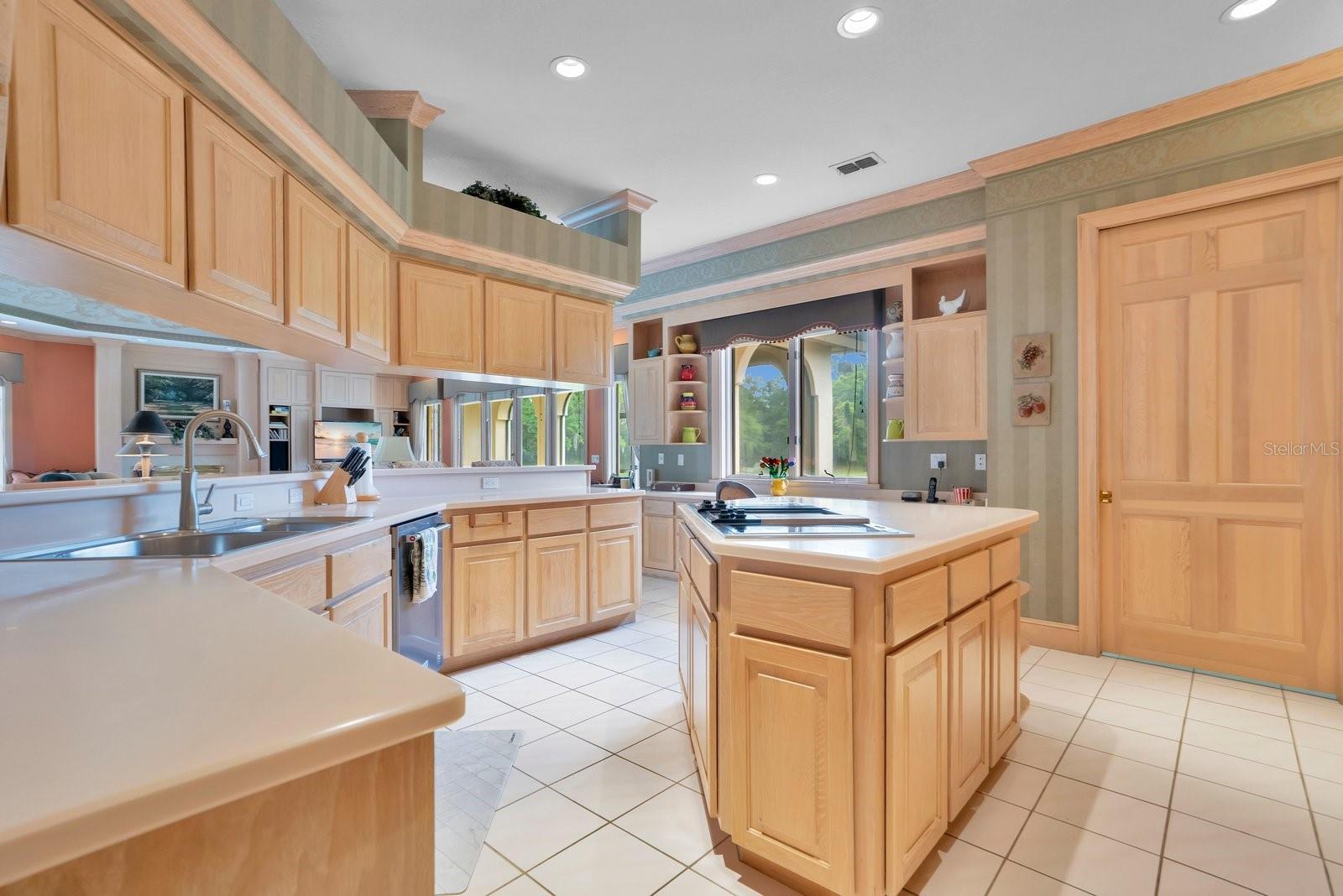 Image 21 of 90 For 3300 Bridgefield Drive