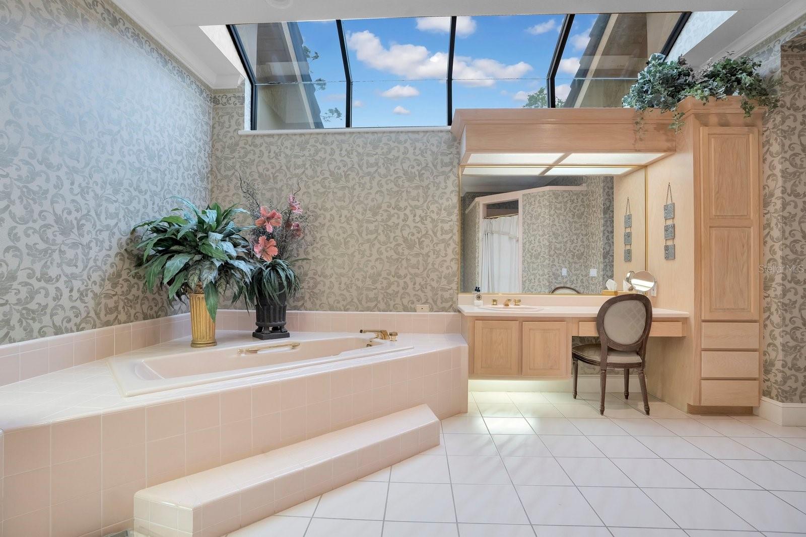 Image 39 of 90 For 3300 Bridgefield Drive