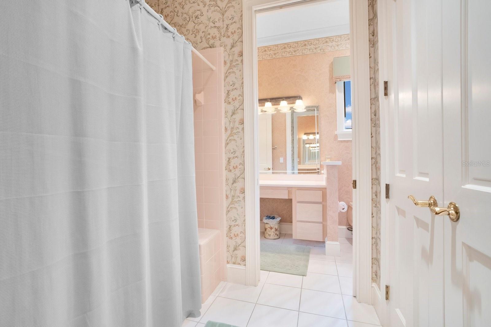 Image 43 of 90 For 3300 Bridgefield Drive