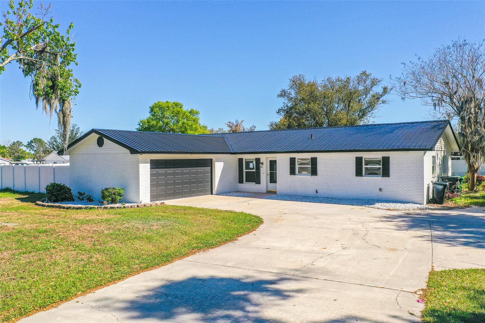 Details for 4006 Hollyhead Circle S, LAKELAND, FL 33811