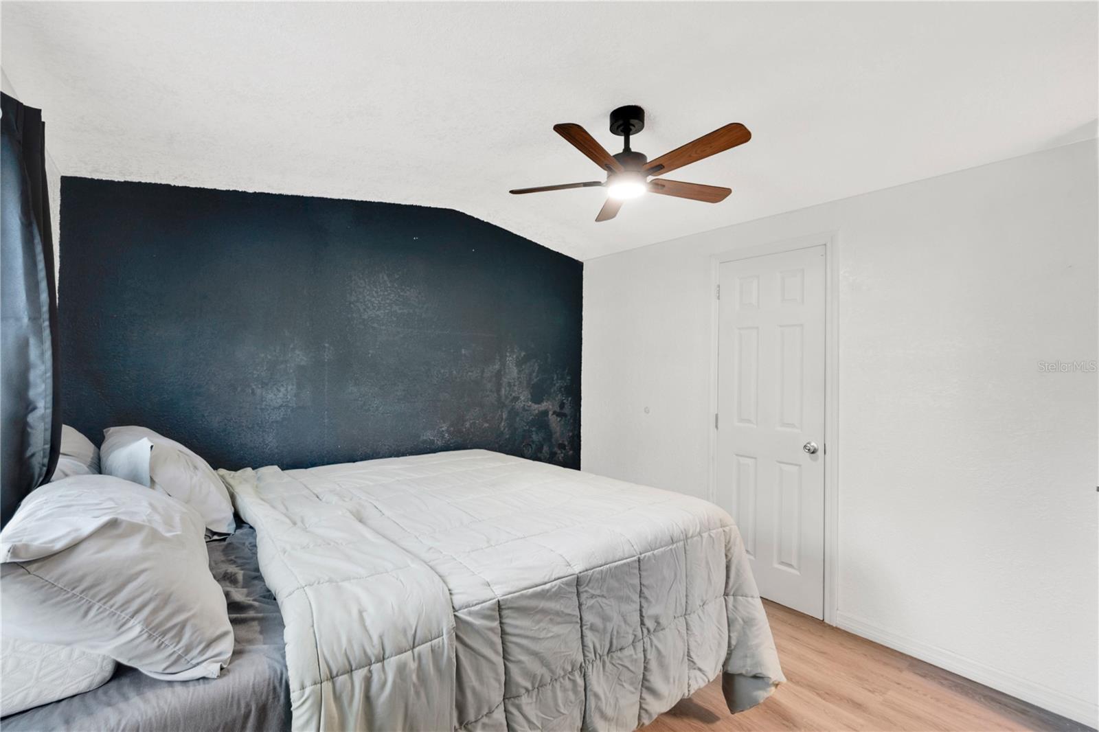 Image 10 of 31 For 37135 Pauls Drive