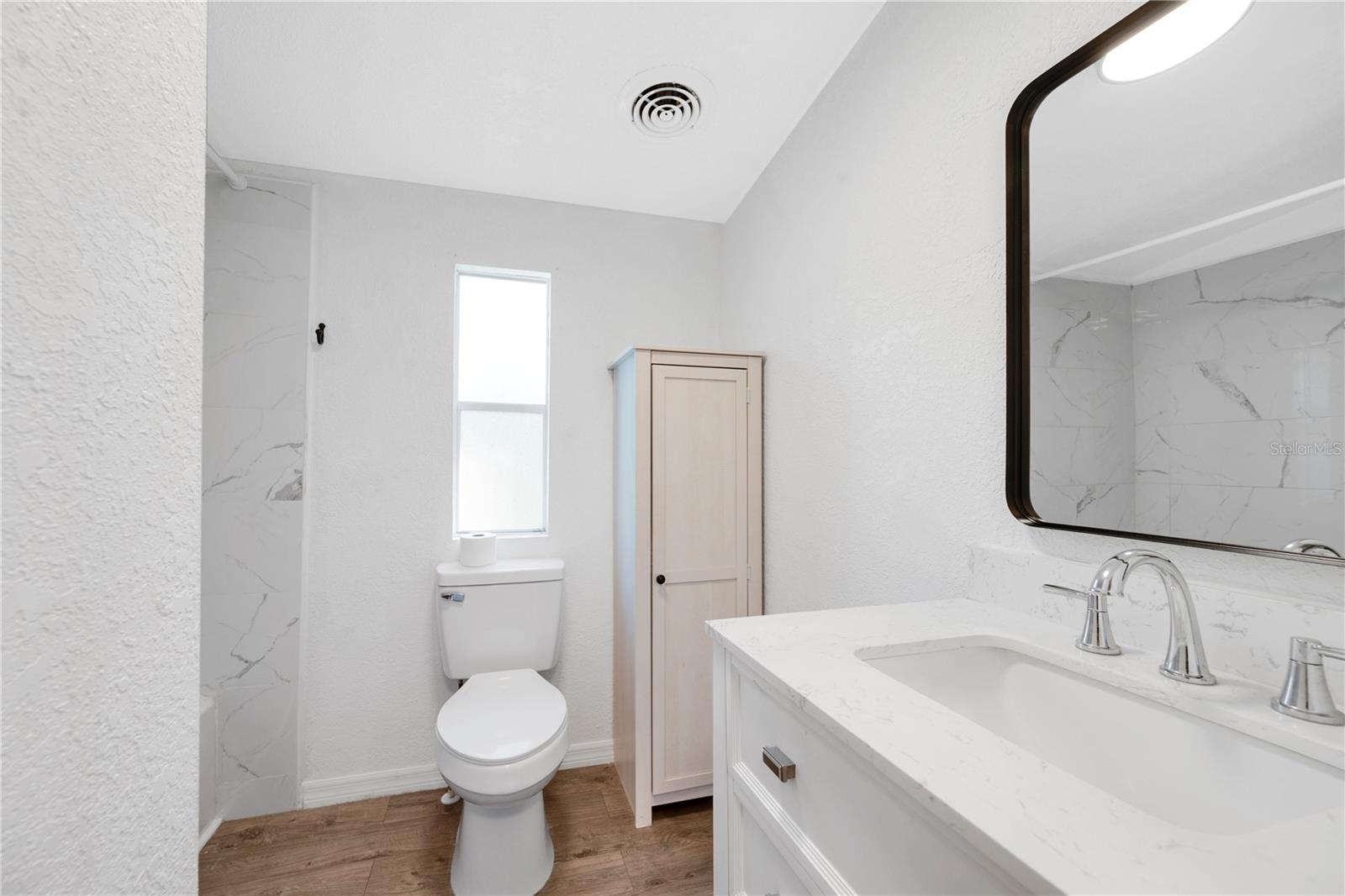 Image 14 of 31 For 37135 Pauls Drive