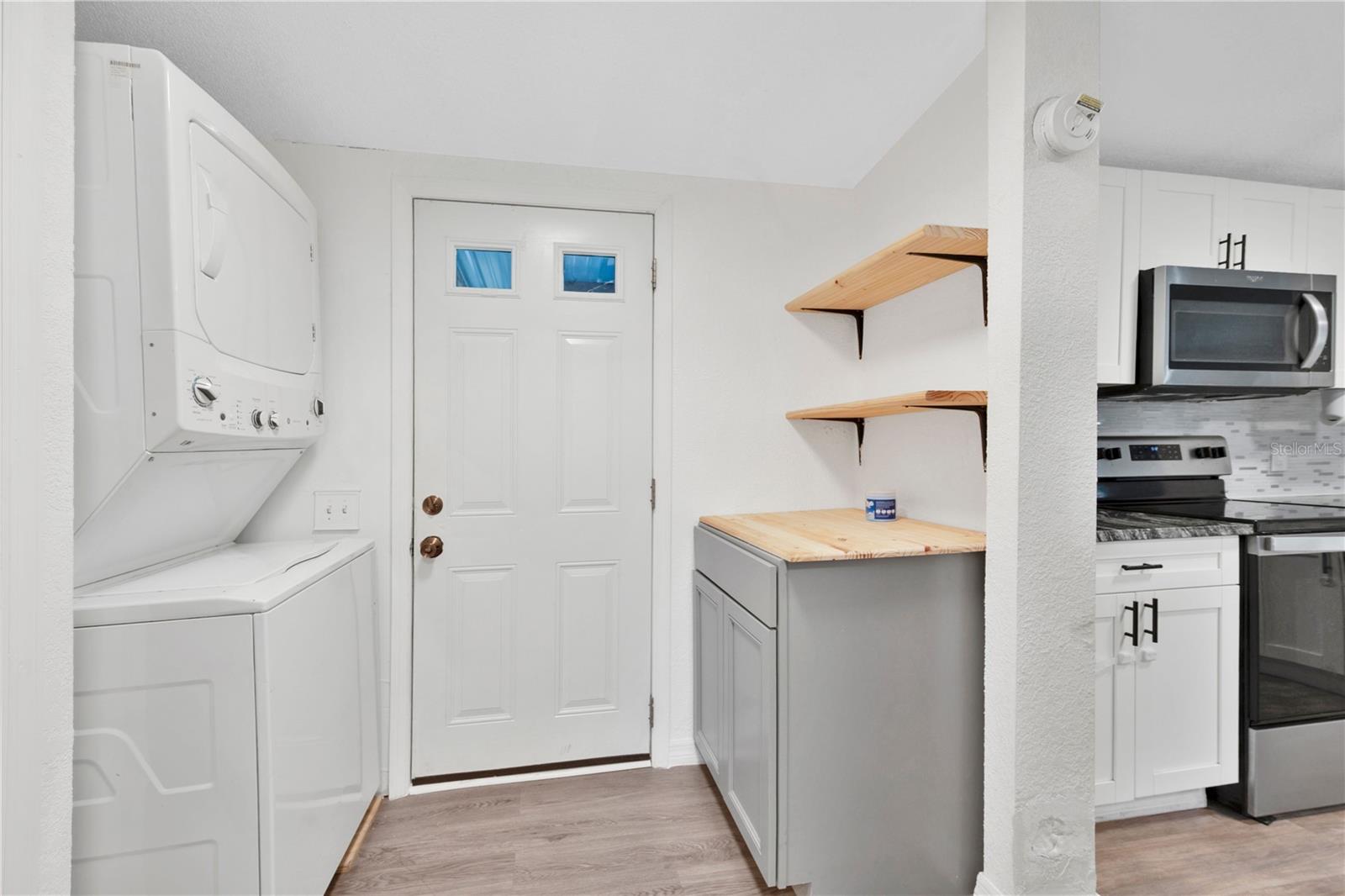 Image 21 of 31 For 37135 Pauls Drive