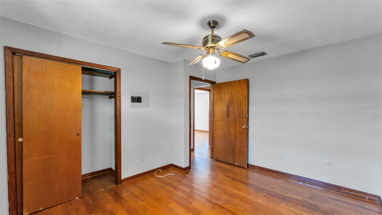 Image 10 of 34 For 614 Crawford Street