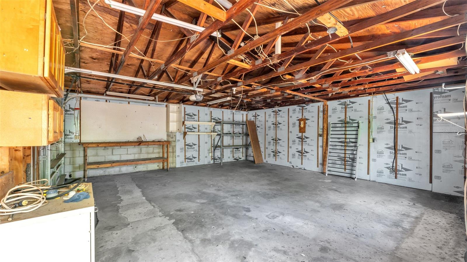 Image 28 of 34 For 614 Crawford Street