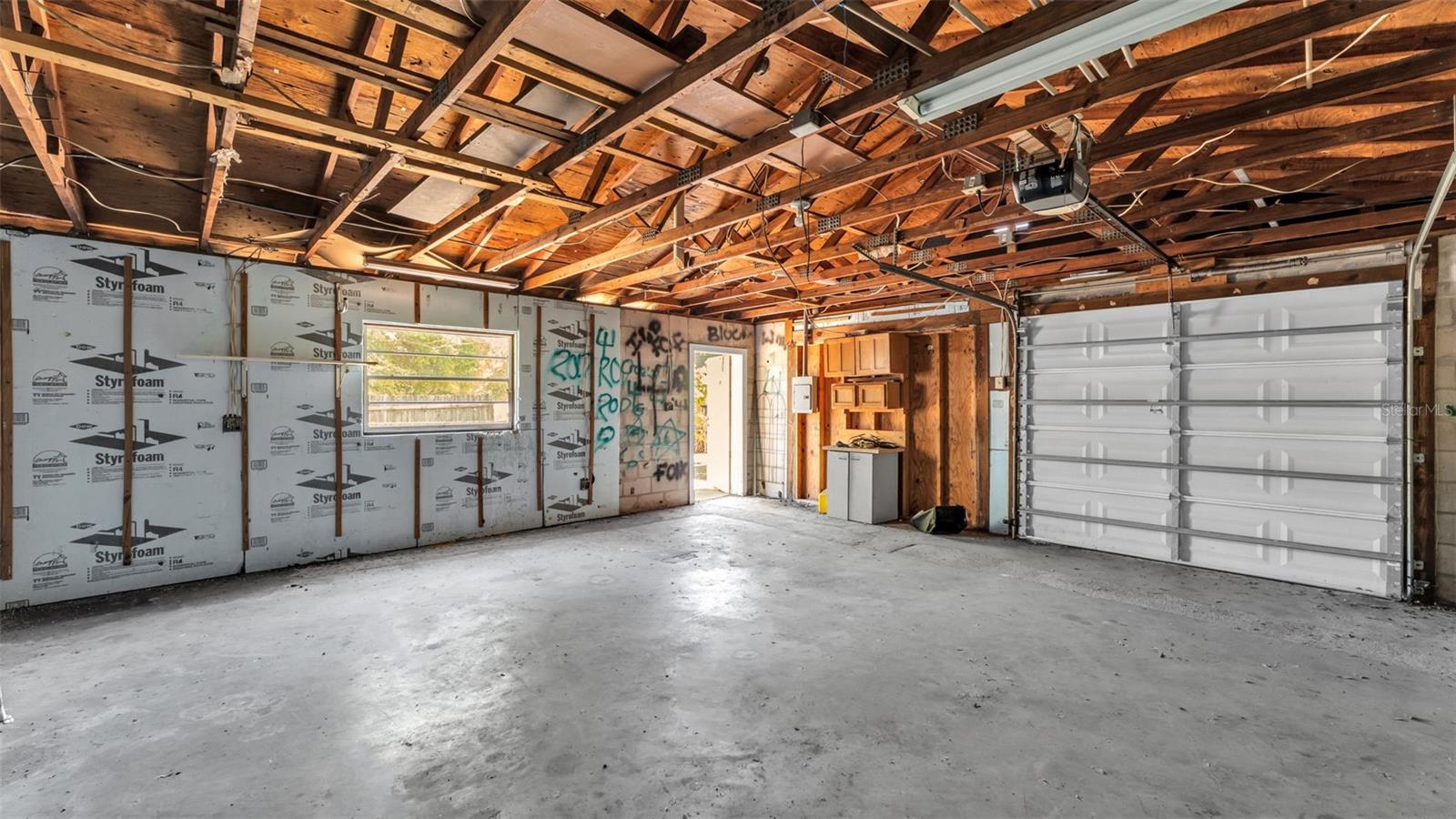 Image 29 of 34 For 614 Crawford Street