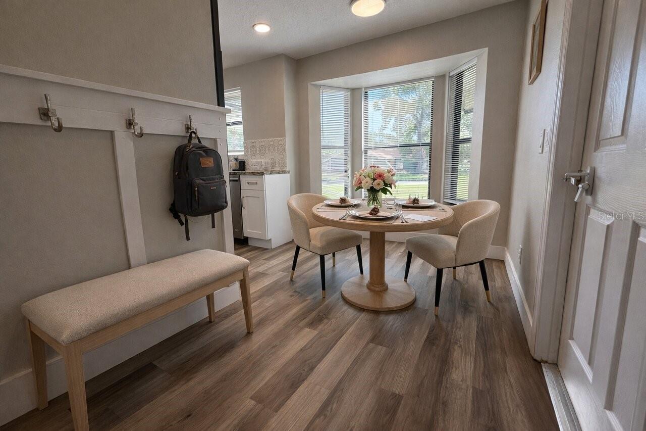 Image 11 of 39 For 1413 Sandalwood Drive