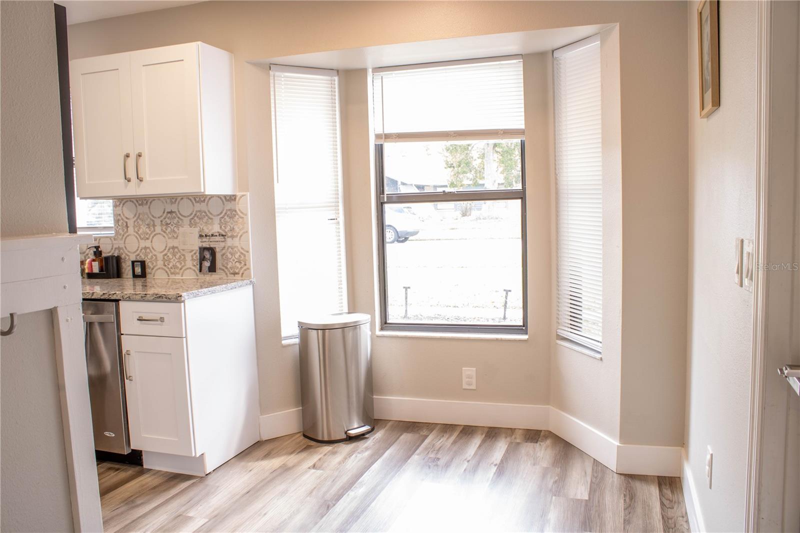 Image 12 of 39 For 1413 Sandalwood Drive