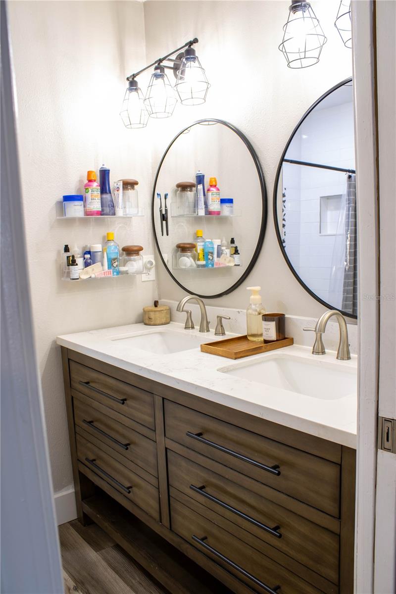 Image 20 of 39 For 1413 Sandalwood Drive