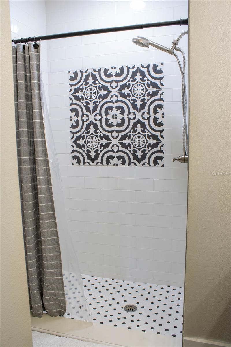 Image 21 of 39 For 1413 Sandalwood Drive