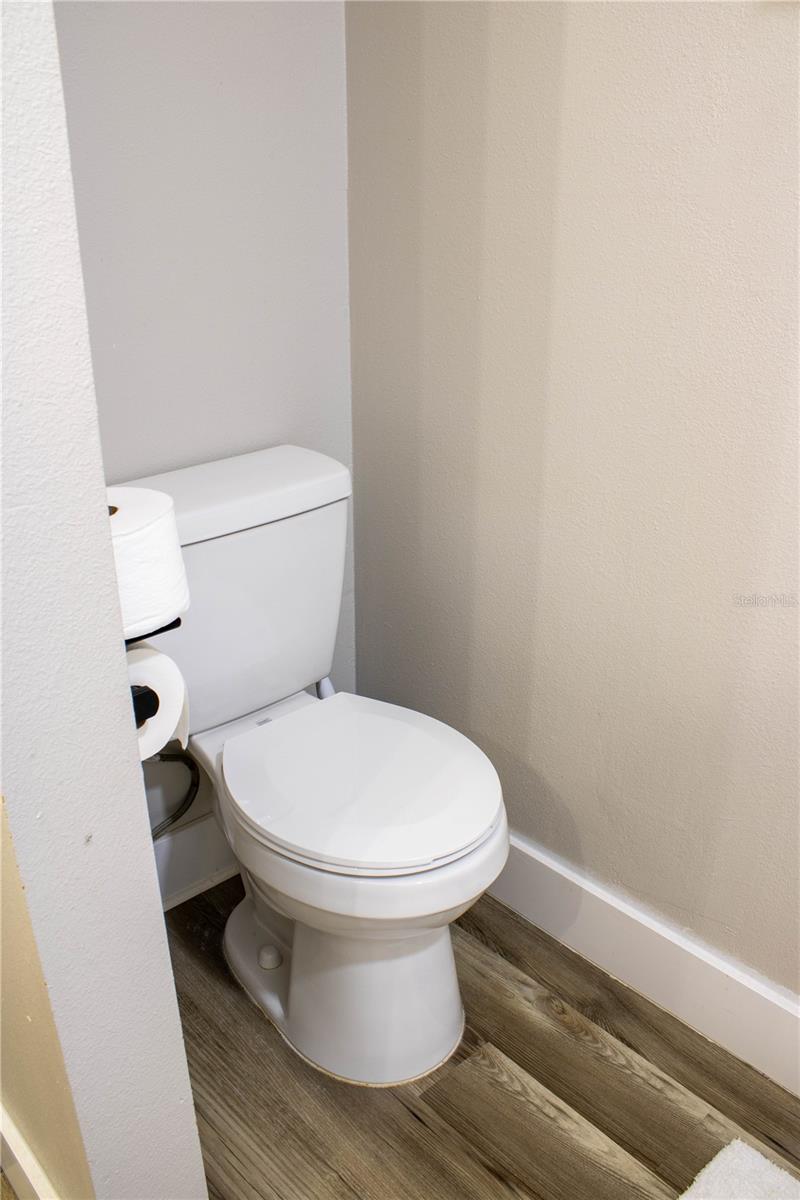 Image 22 of 39 For 1413 Sandalwood Drive