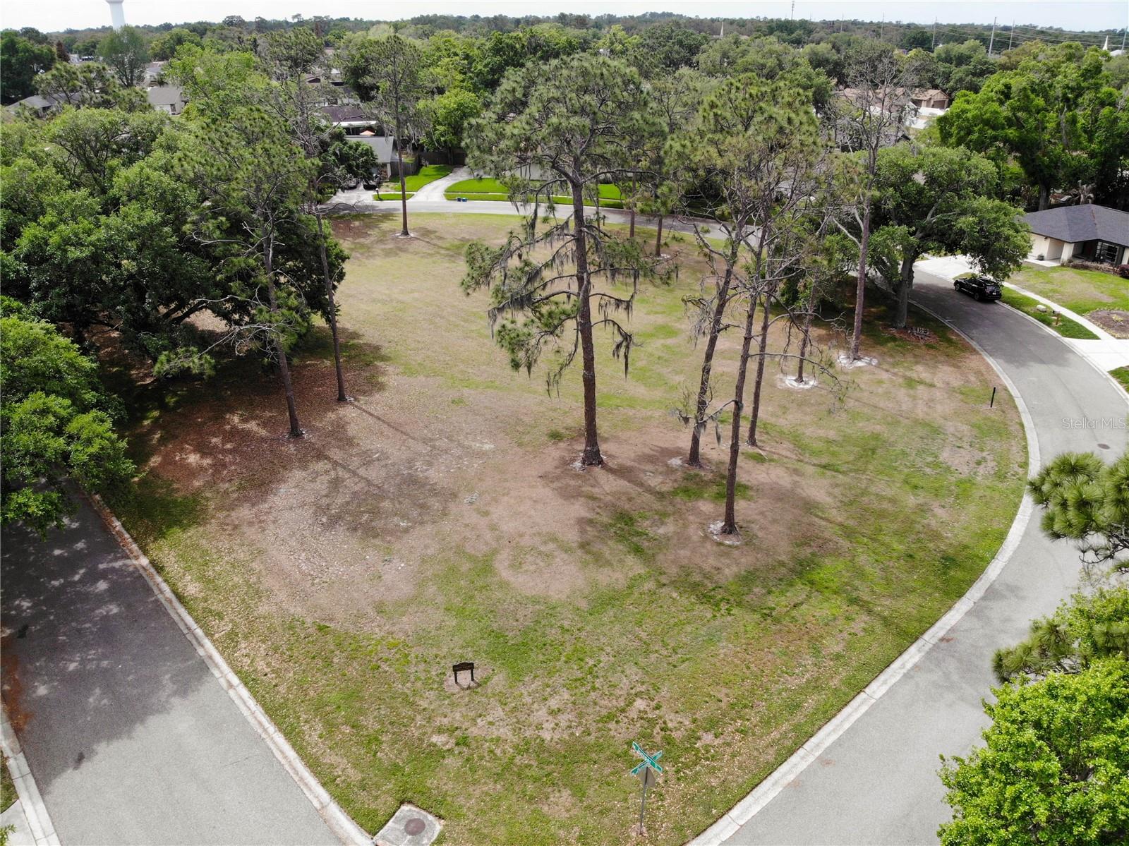 Image 37 of 39 For 1413 Sandalwood Drive