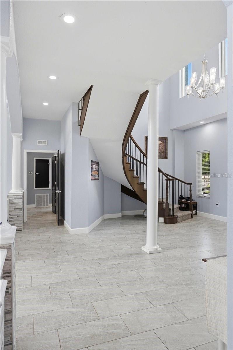 Image 19 of 100 For 3943 Campbell Road