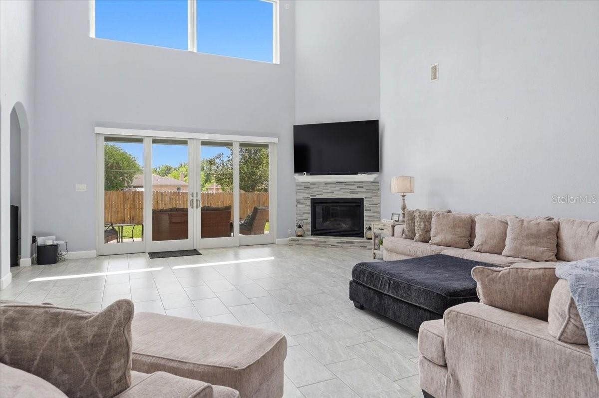 Image 26 of 100 For 3943 Campbell Road