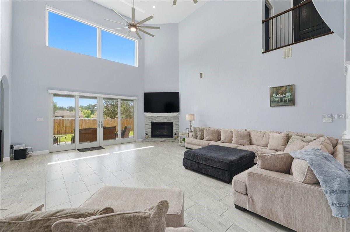 Image 27 of 100 For 3943 Campbell Road