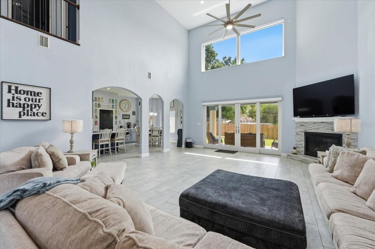 Image 28 of 100 For 3943 Campbell Road