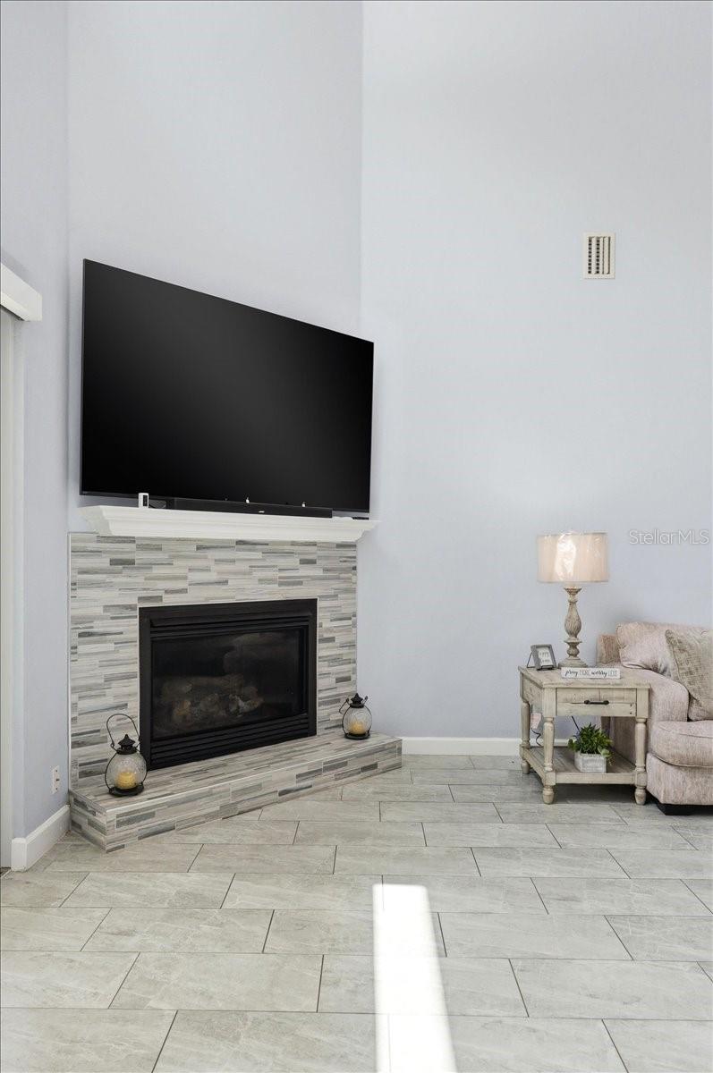 Image 32 of 100 For 3943 Campbell Road