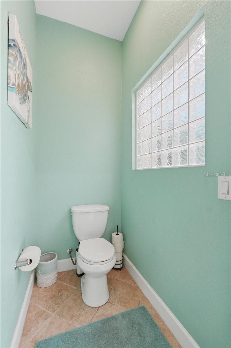 Image 53 of 100 For 3943 Campbell Road