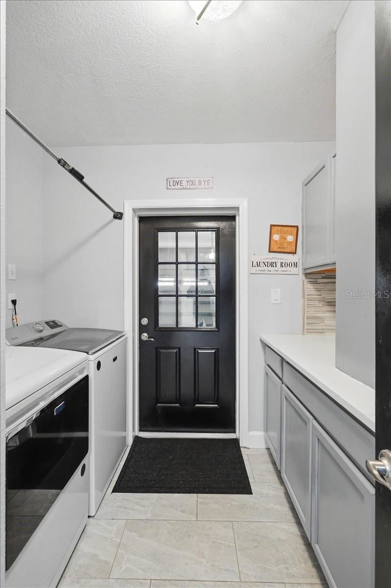 Image 61 of 100 For 3943 Campbell Road