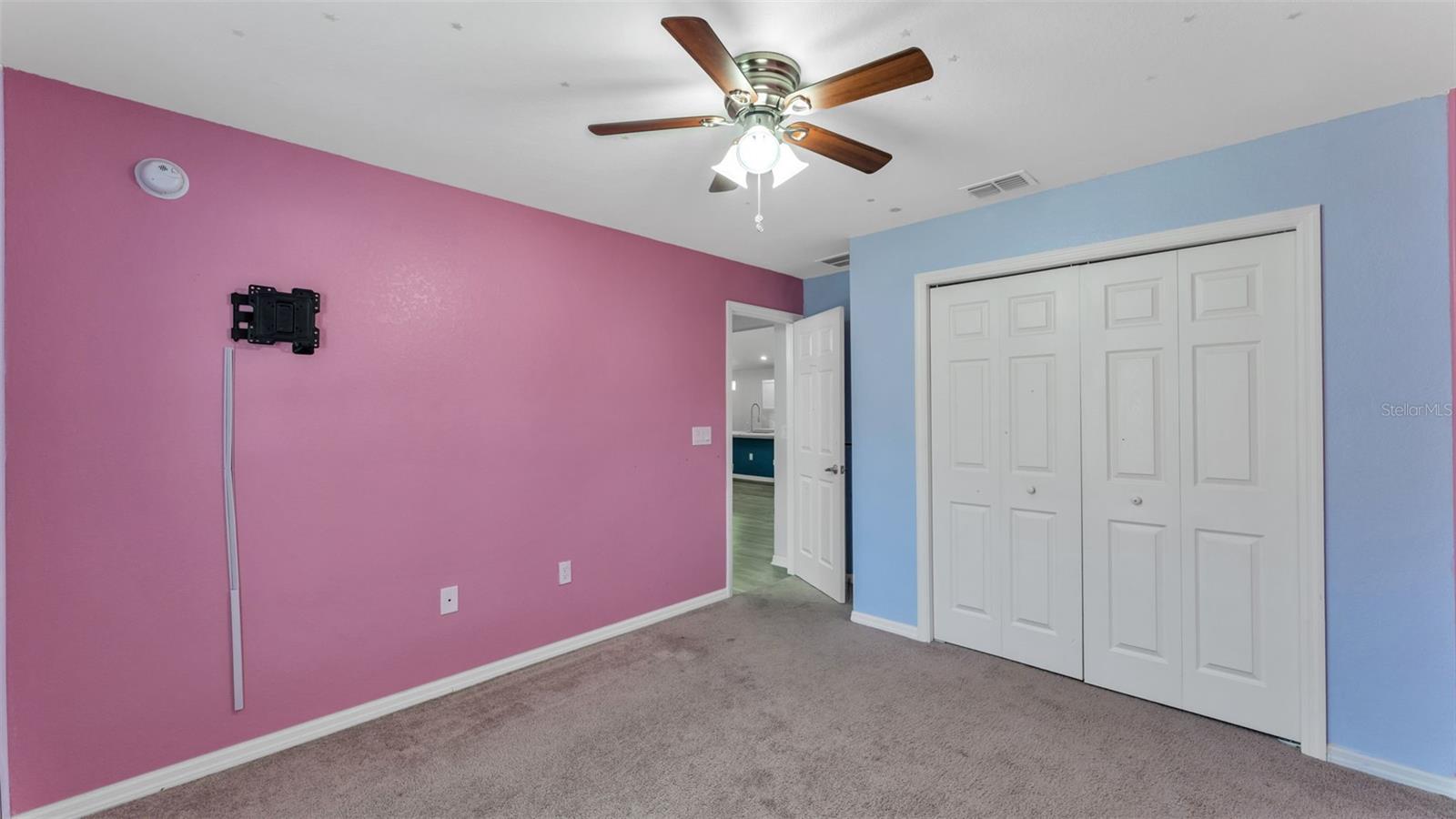 Image 34 of 49 For 501 Interlock Street