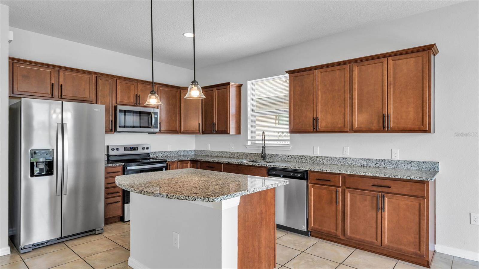 Image 4 of 15 For 8581 Rindge Road