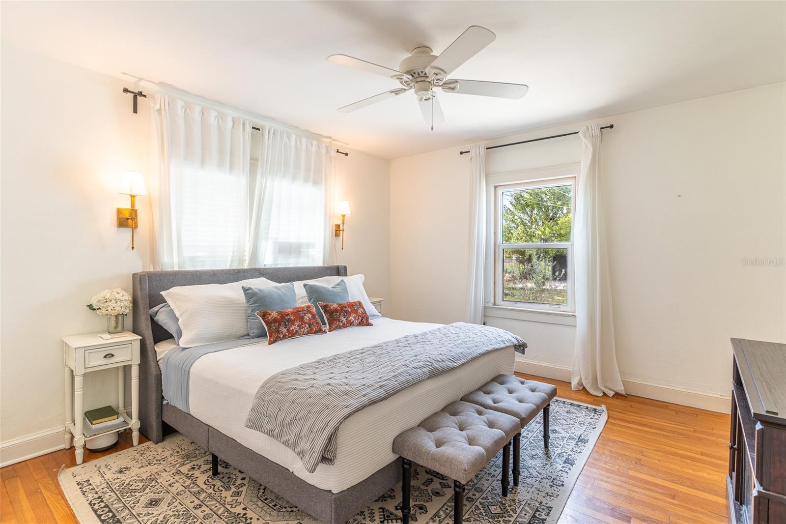 Image 18 of 42 For 325 Johnson Avenue