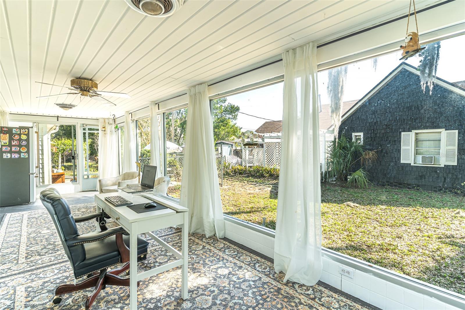 Image 28 of 42 For 325 Johnson Avenue