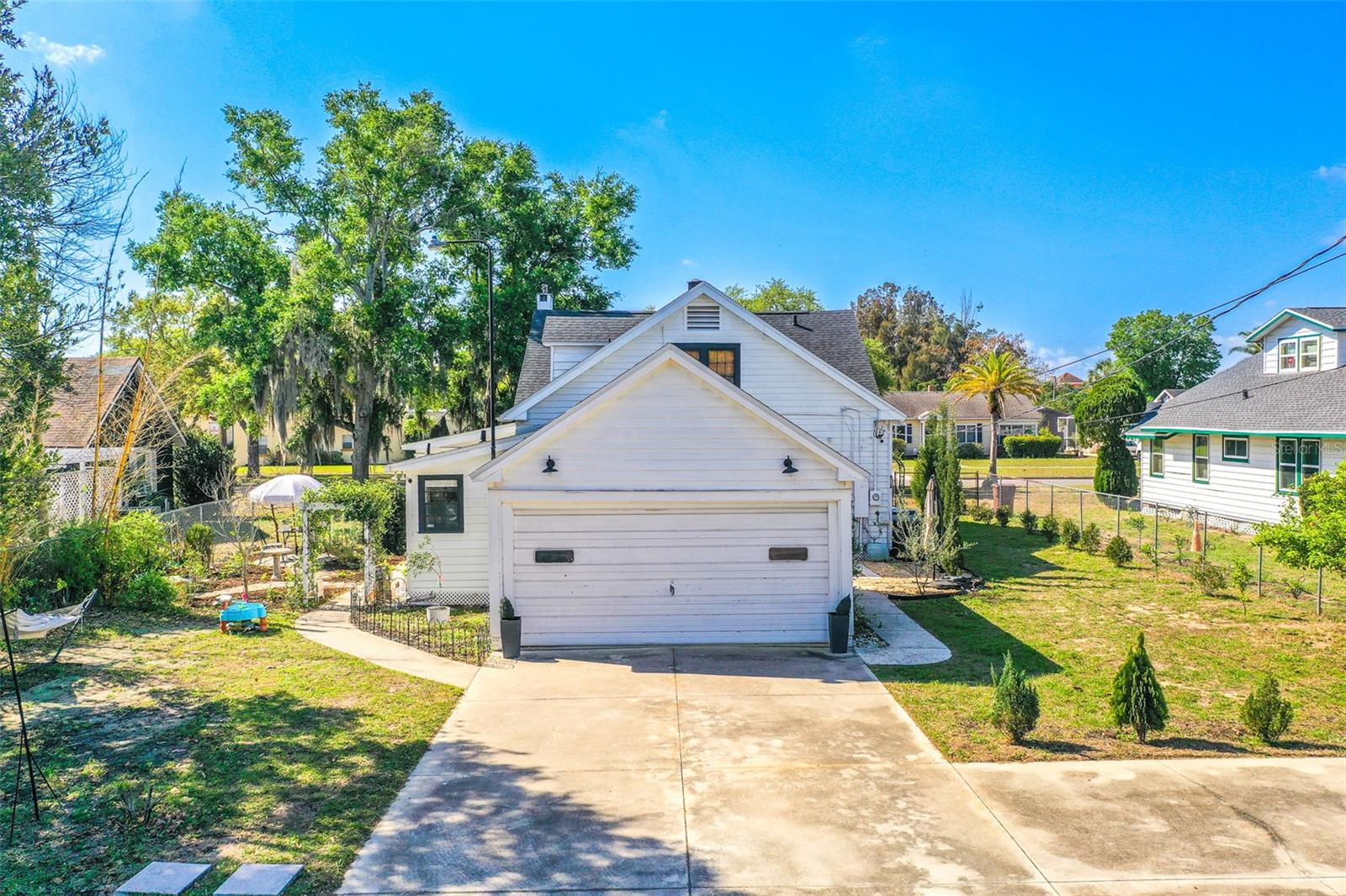 Image 33 of 42 For 325 Johnson Avenue