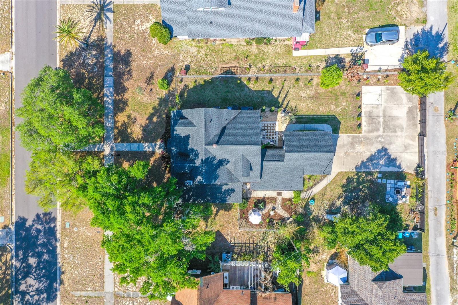 Image 35 of 42 For 325 Johnson Avenue