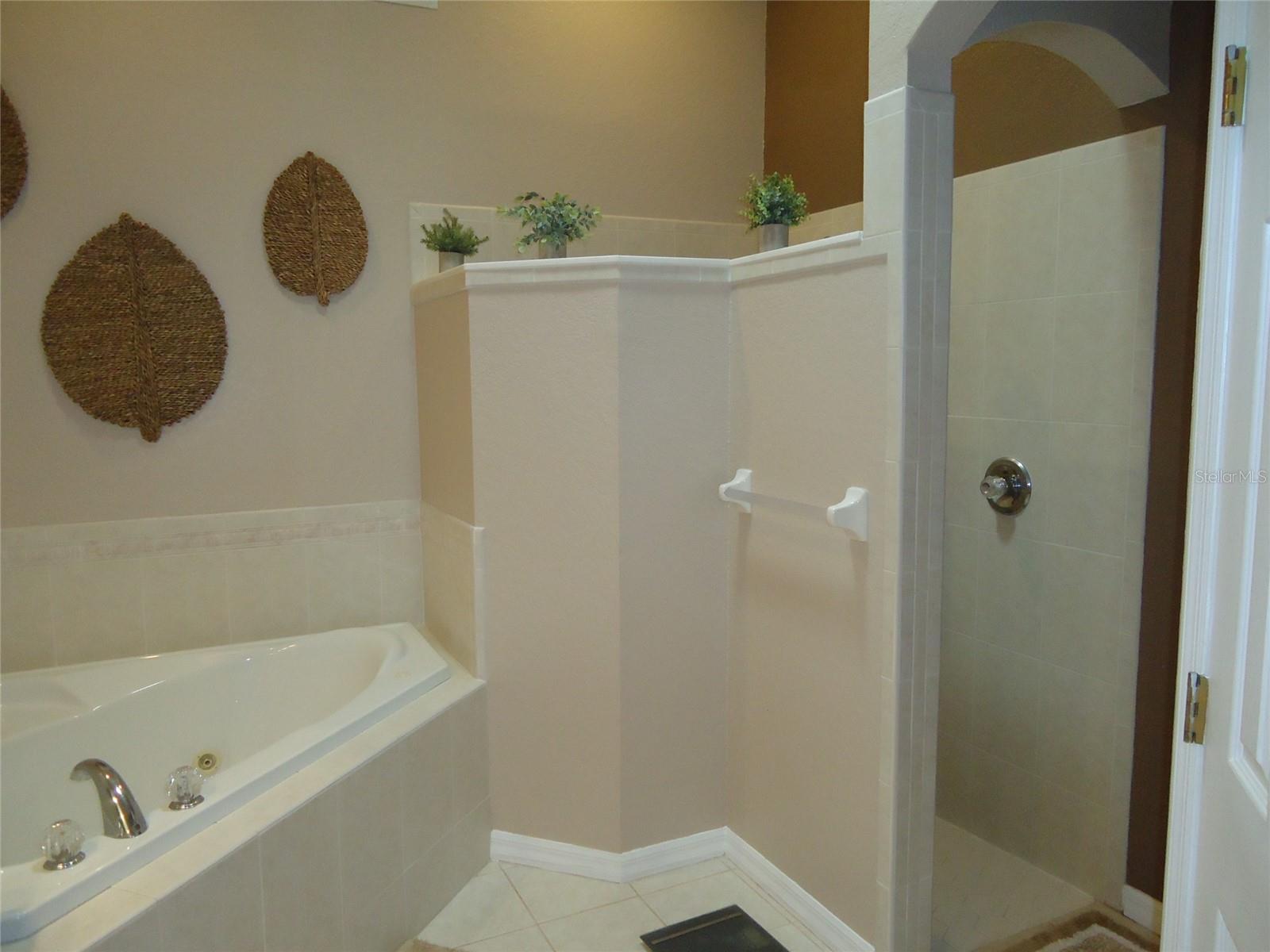 Image 9 of 31 For 6866 Bendelow Drive