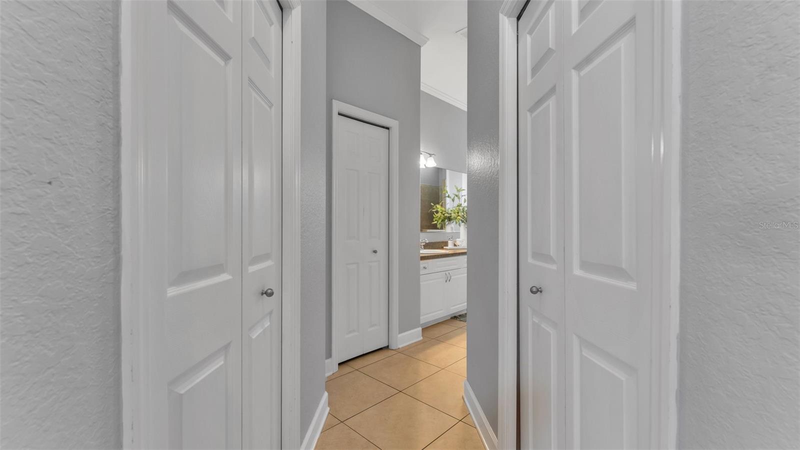 Image 24 of 74 For 1895 Orangewood Court