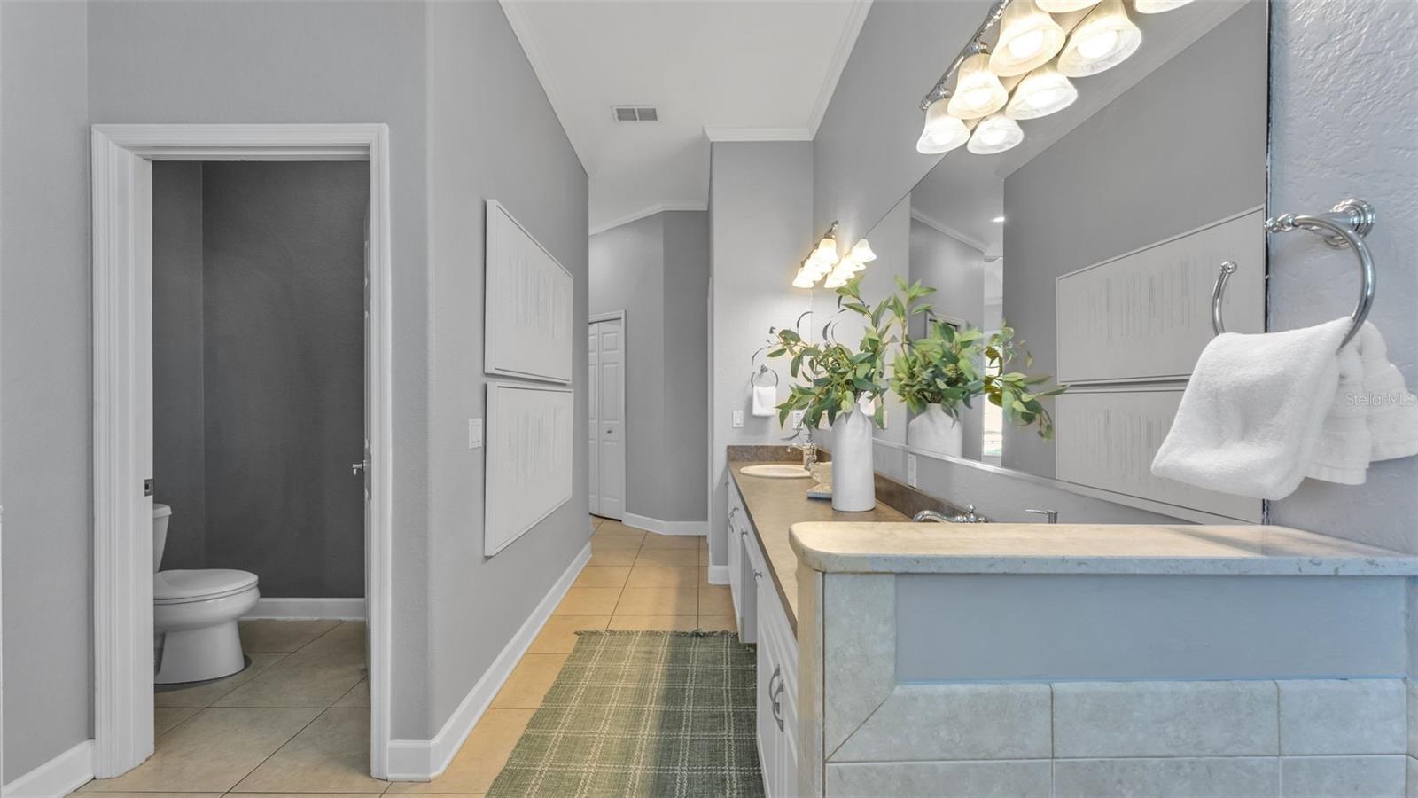 Image 30 of 74 For 1895 Orangewood Court