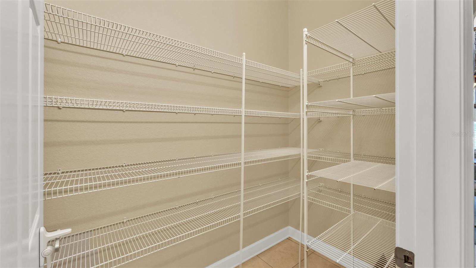 Image 38 of 74 For 1895 Orangewood Court