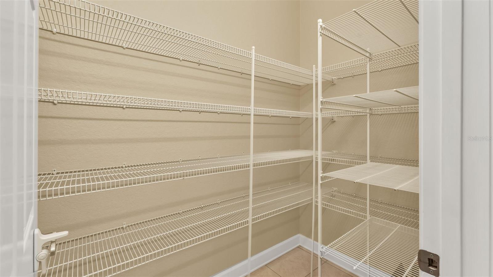 Image 42 of 74 For 1895 Orangewood Court