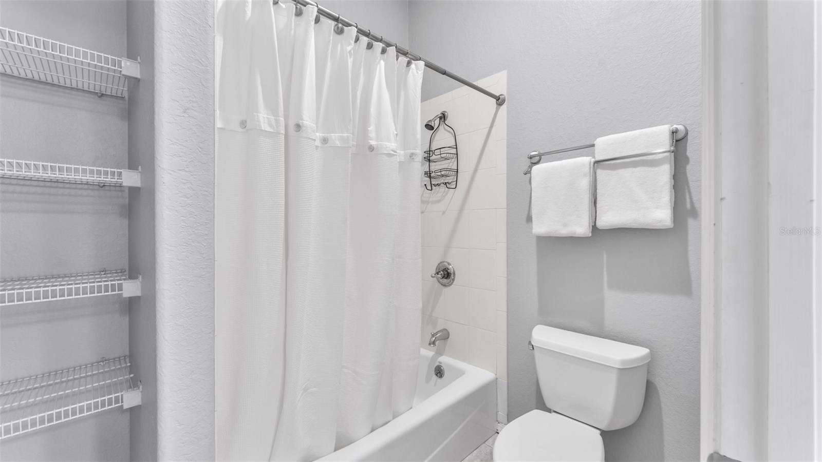 Image 53 of 74 For 1895 Orangewood Court