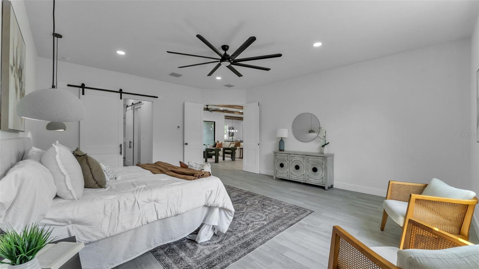 Image 16 of 44 For 104 Thrasher Road